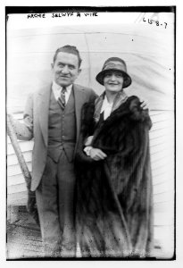 Archie Selwyn and wife LCCN2014717044