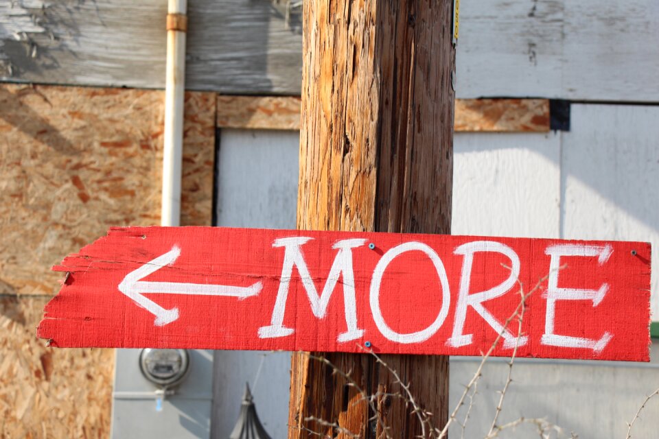 Salvage yard symbol arrow