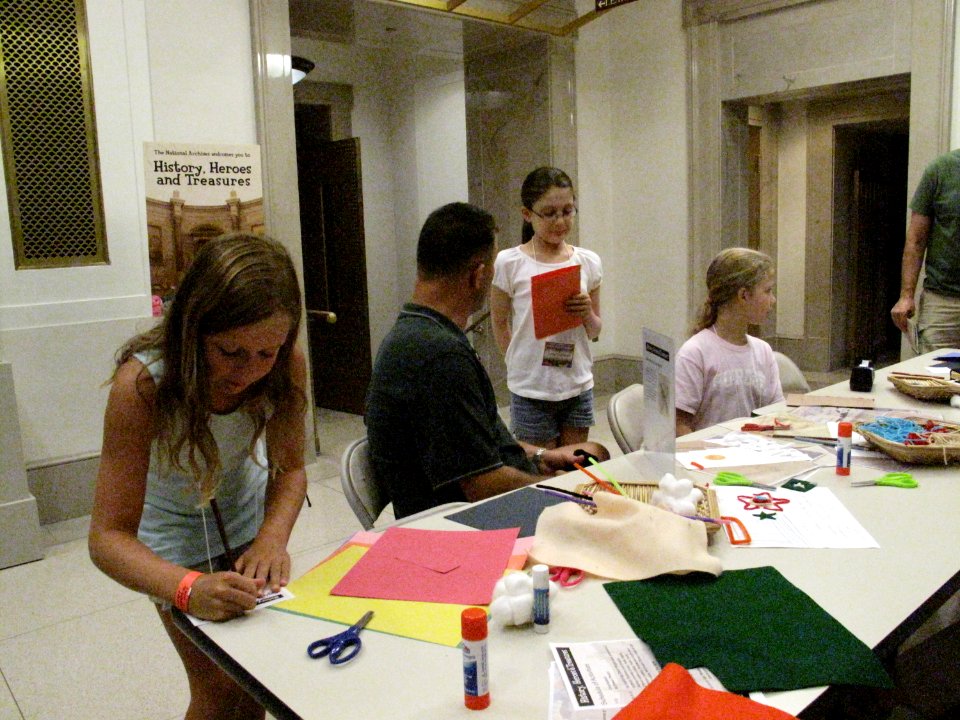 Archives sleepover - 20140802-02-103 (14837034212)