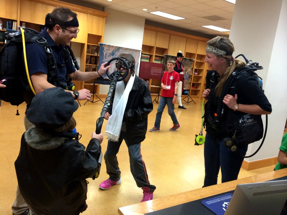 Archives sleepover - 20141018-02-100 (15459726857)