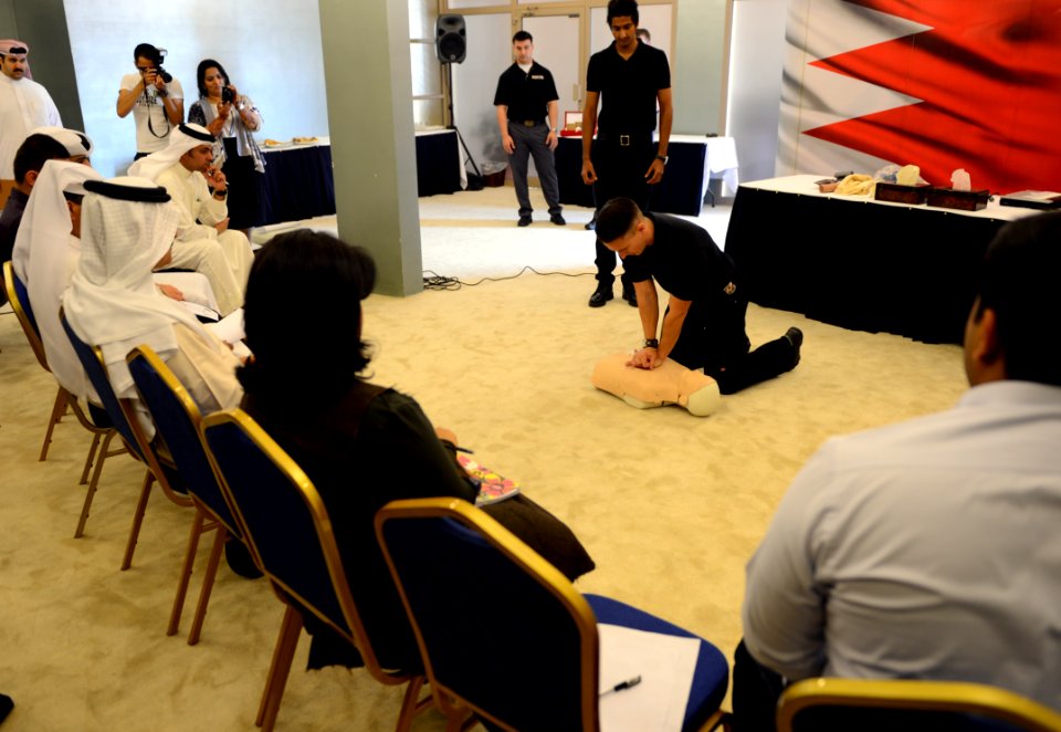 Basic first aid training 130219-N-PF210-358