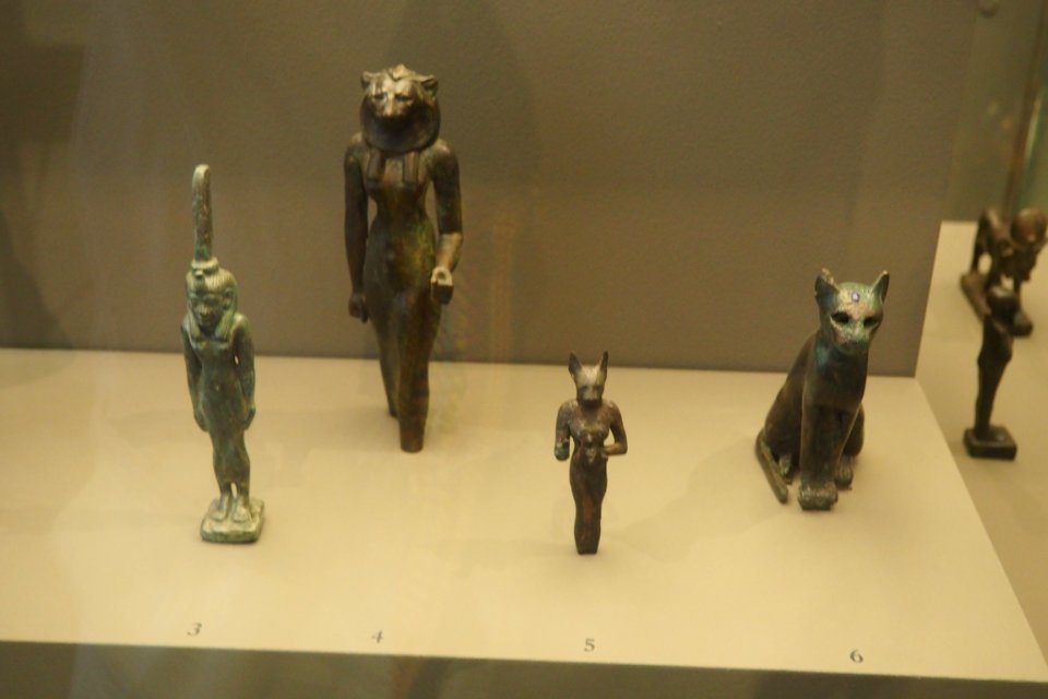 Bastet-MAHG D 139-P8050361