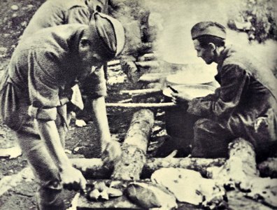 Bataljonska kuhinja na Mrzli Jami v začetku novembra leta 1943
