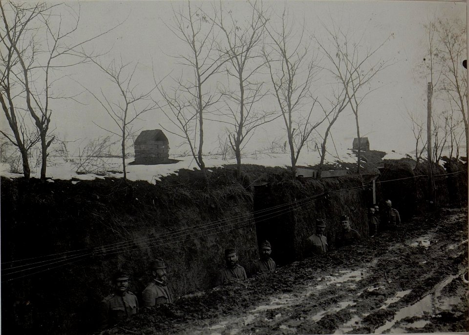 Bataillonskommando des Lst.Inf. Bataillons Nro.24 in Zuryn. (BildID 15448830)