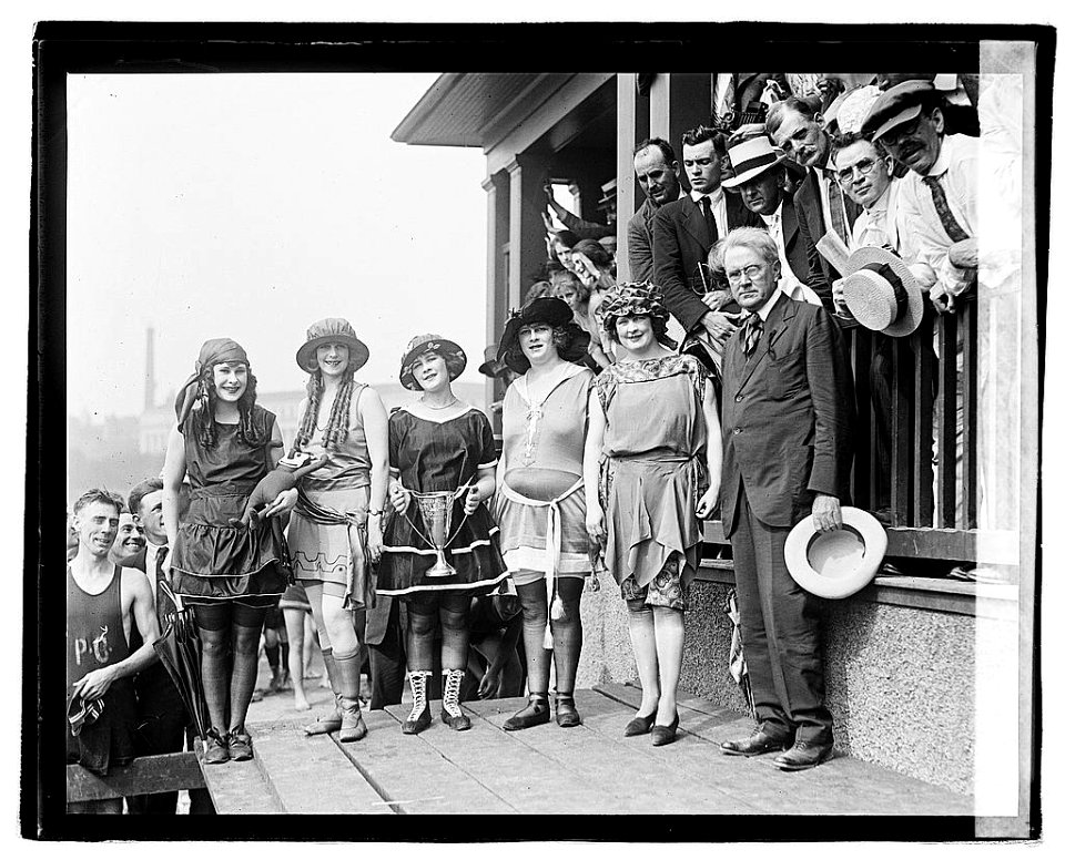 Bathing Beach costume contest LOC npcc.04437