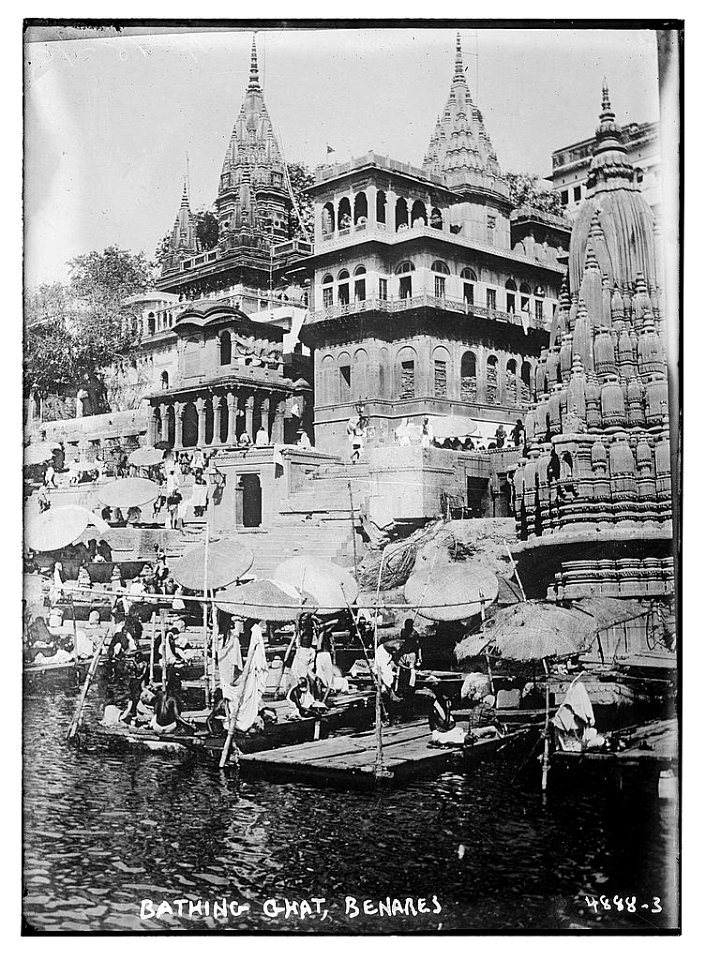 Bathing Ghat, Benares LCCN2014708746