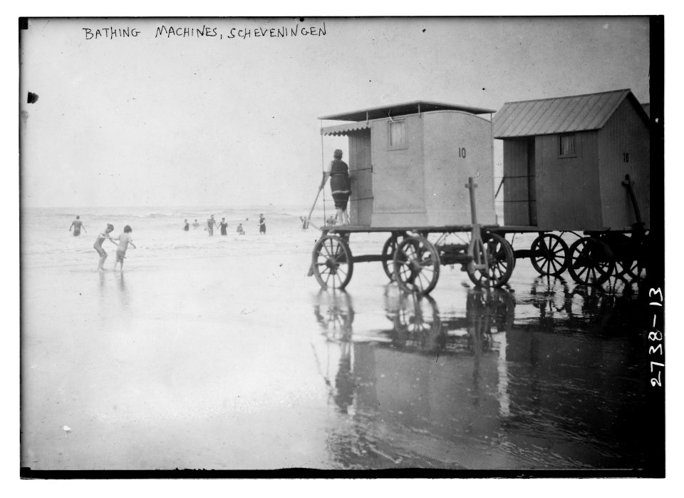 Bathing Machines, Scheveningen LCCN2014693366