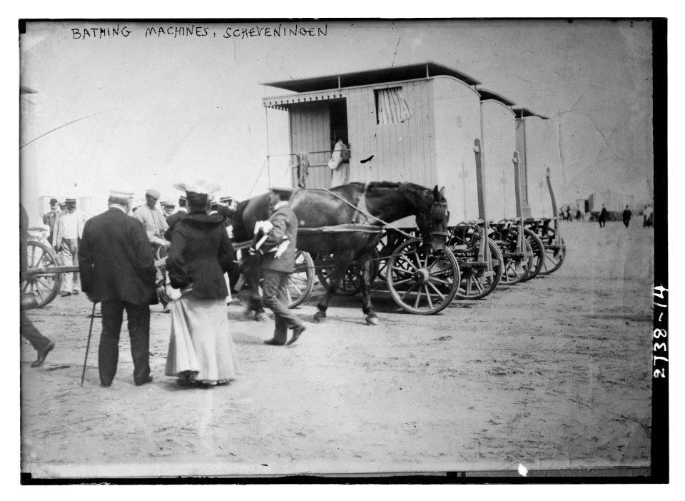 Bathing Machines, Scheveningen LCCN2014693367