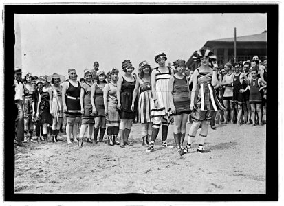 Bathing Beach parade, July 26, 1919 LCCN2016851031