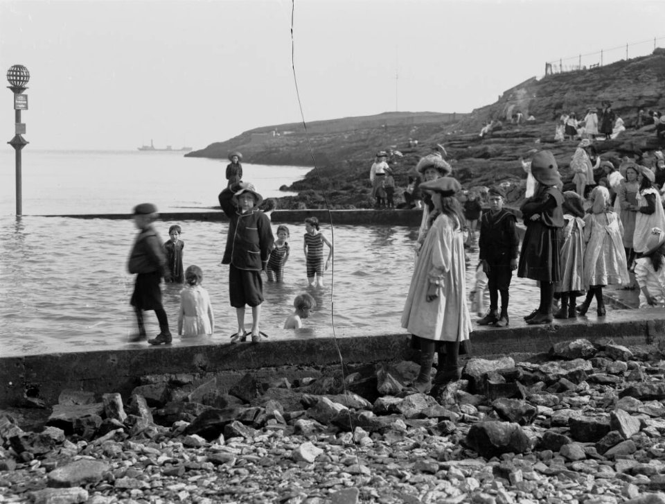 Bathing Pool, Whitmore Bay, Barry Island (4641187)