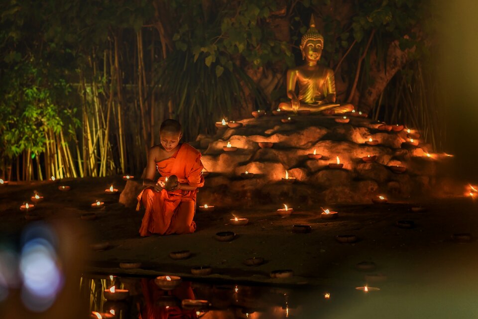 Neophyte buddha candle