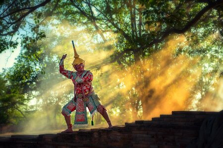 Asia pantomime light