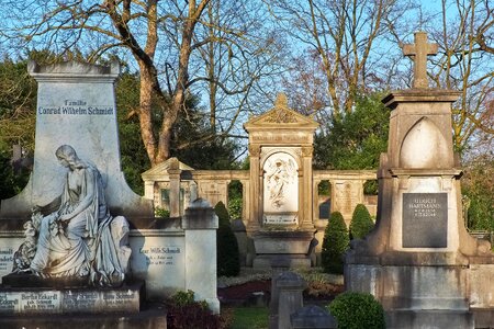 Grave stones sculpture stone