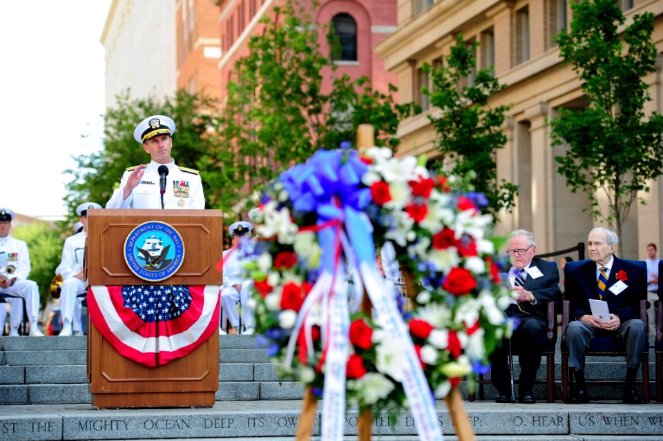 Battle of Midway ceremony 120604-N-WL435-240
