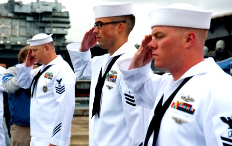 Battle of Midway commemoration ceremony 120604-N-OY799-101
