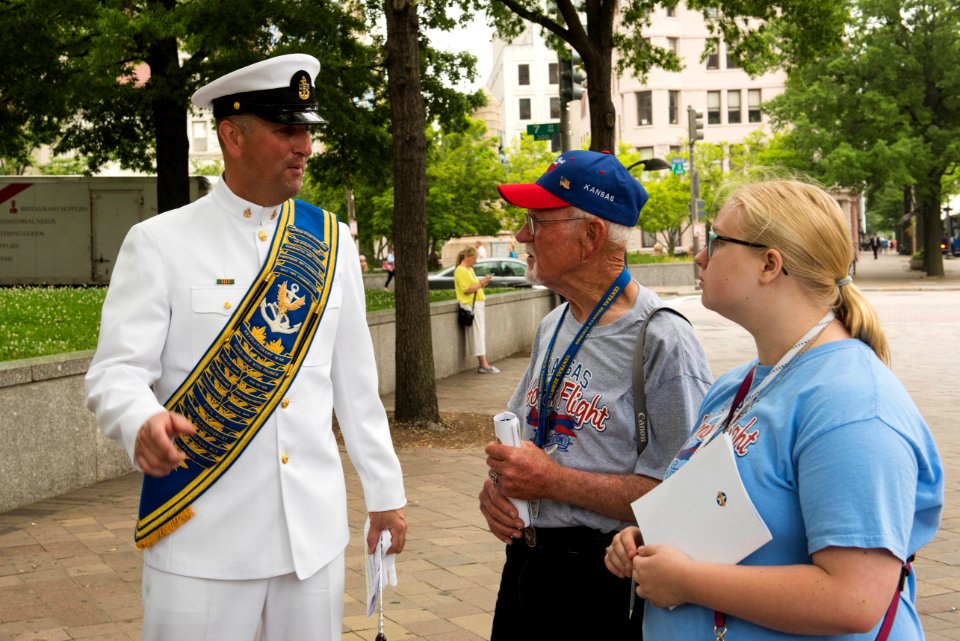 Battle of Midway Wreath at U.S. Navy Memorial (27419891196)