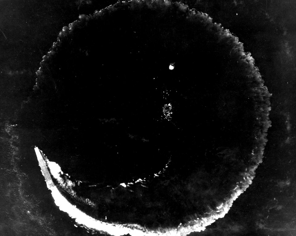 Battle of Midway, June 1942 (23876649112)