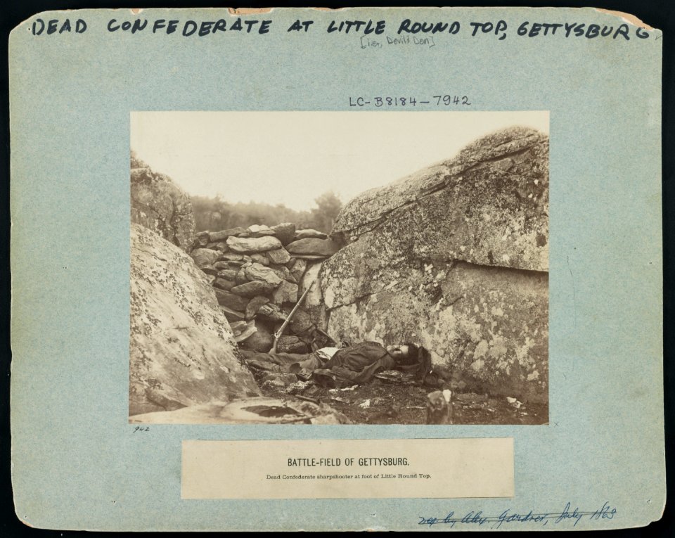 Battle-field of Gettysburg-Dead Confederate sharpshooter at foot of Little Round Top (i.e., Devil's Den) LCCN91732531