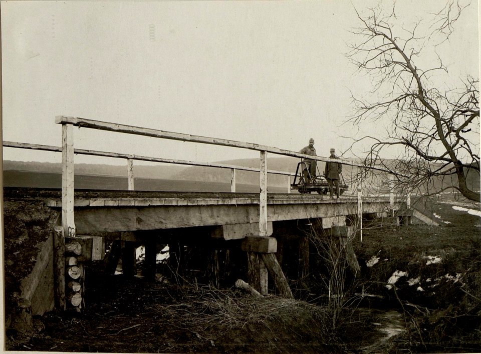Bau der Feldbahn Pomorzany - Dunajow, 12.12.1916 (BildID 15542821)