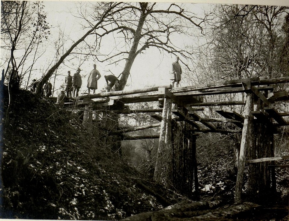 Bau der Feldbahn Pomorzany - Dunajow, 12.12.1916 (BildID 15542835)