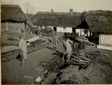 Bau der Feldbahn. (BildID 15523163)