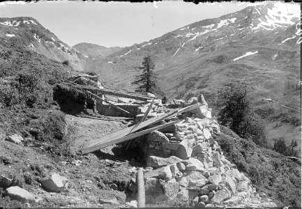 Bau einer Artilleriestellung in den Alpen - CH-BAR - 3236917