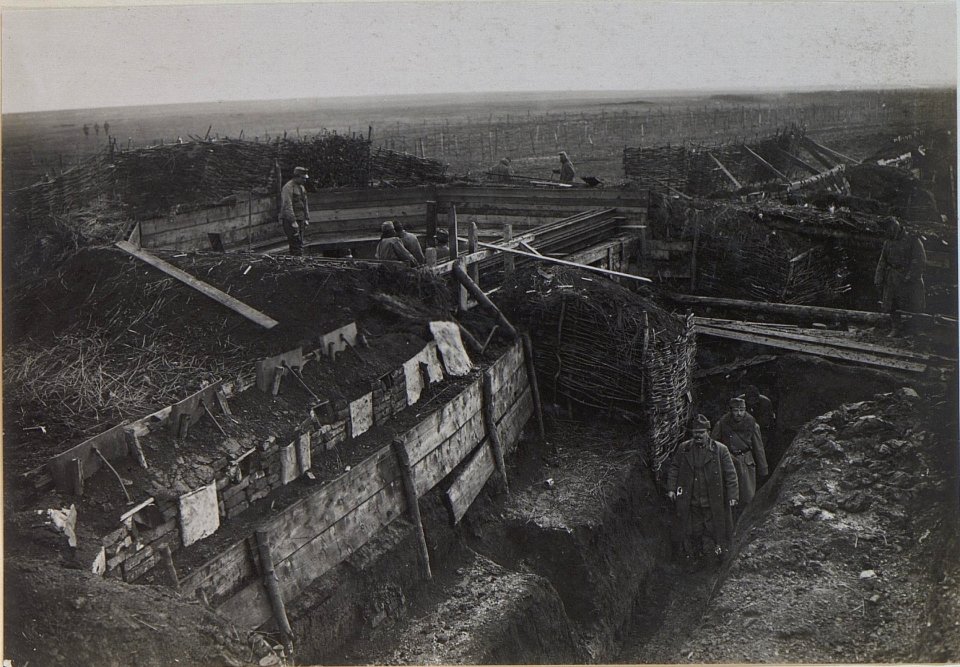 Bau von betonierten Maschinengewehrstellungen des Brückenkopfs bei Siemikowce (BildID 15439623)
