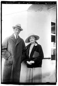 Baudoughsky and wife LCCN2014718169