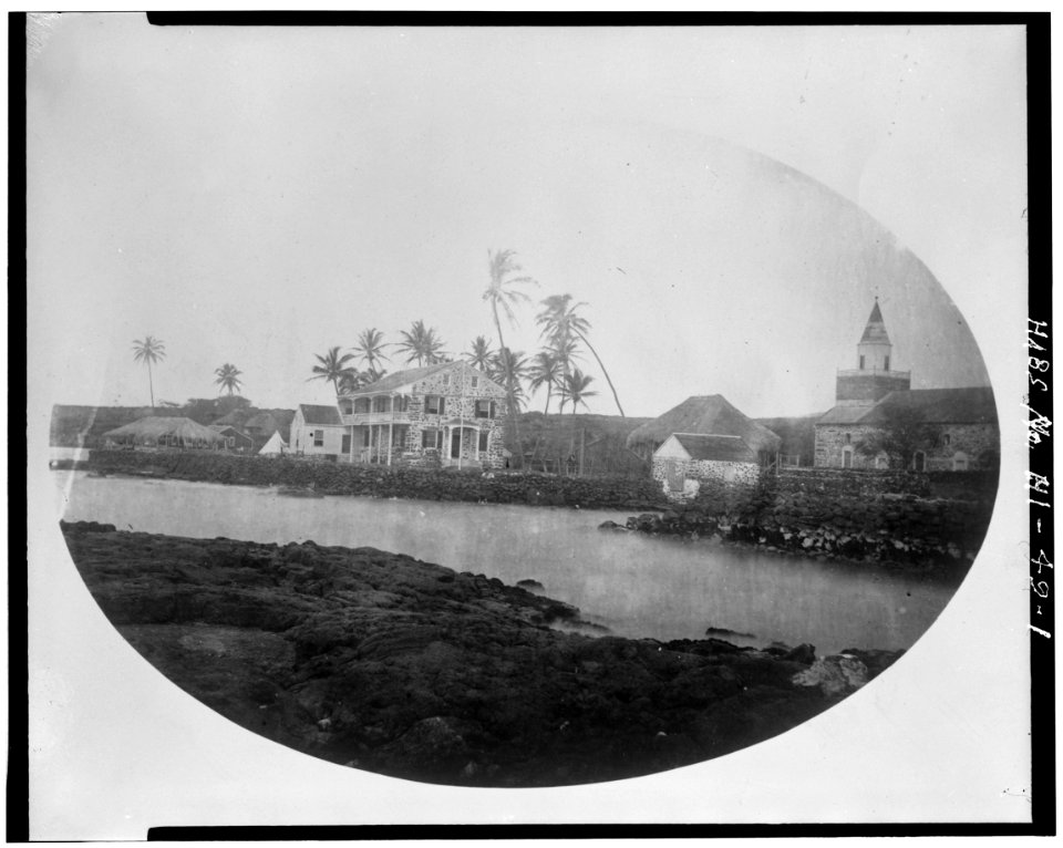 Bayside view of Hulihee Palace, prior to 1884