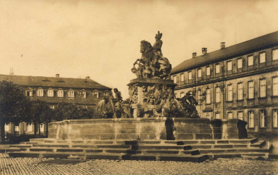 Bayreuth, Bayern - Markgrafenbrunnen (Zeno Ansichtskarten)