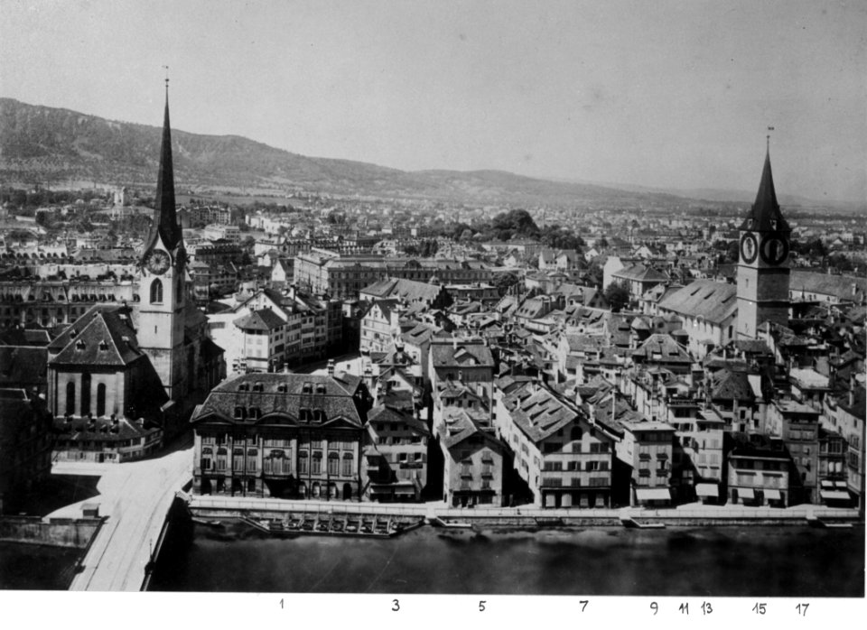 BAZ - Ausblick vom Grossmünster nach Westen 2