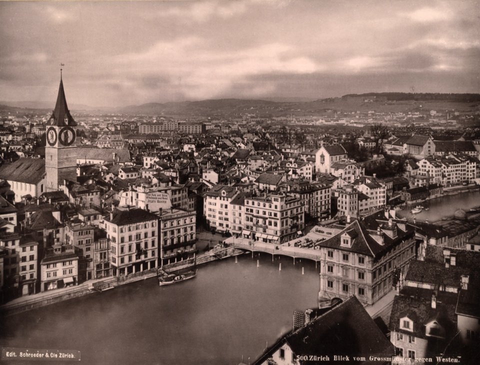 BAZ - Blick vom Grossmünster gegen Westen