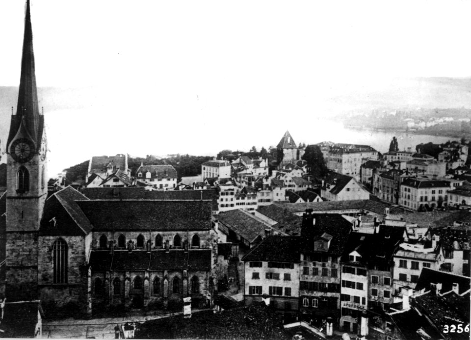 BAZ - Blick auf das Fraumünster, Kratzquartier