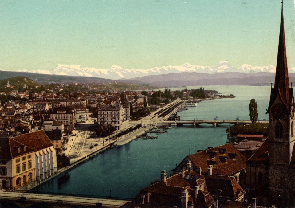 BAZ - Helmhaus, Münsterbrücke, Quaibrücke, Fraumünster