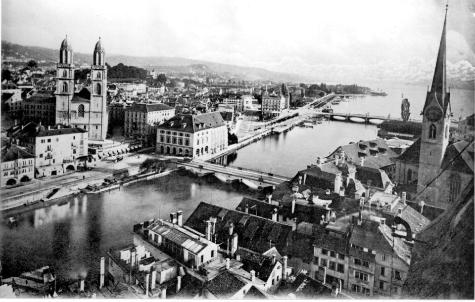 BAZ - Grossmünster, Helmhaus, Wasserkirche, Hotel Bellevue