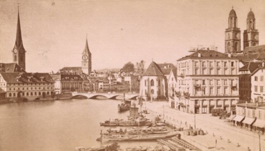 BAZ - Wasserkirche, Fraumünster, Grossmünster, Münsterbrücke photo