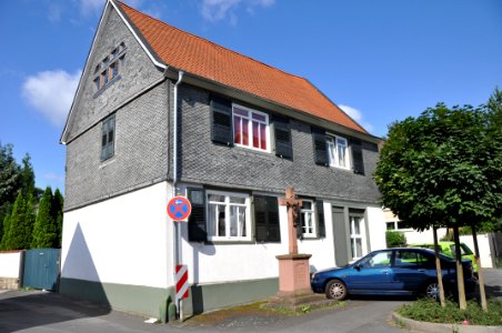 Oberhofstr 33 OF-Bieber Kulturdenkmal 2012-07