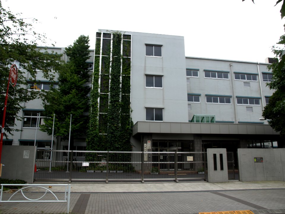 Ohshukan secondary school in Tokyo