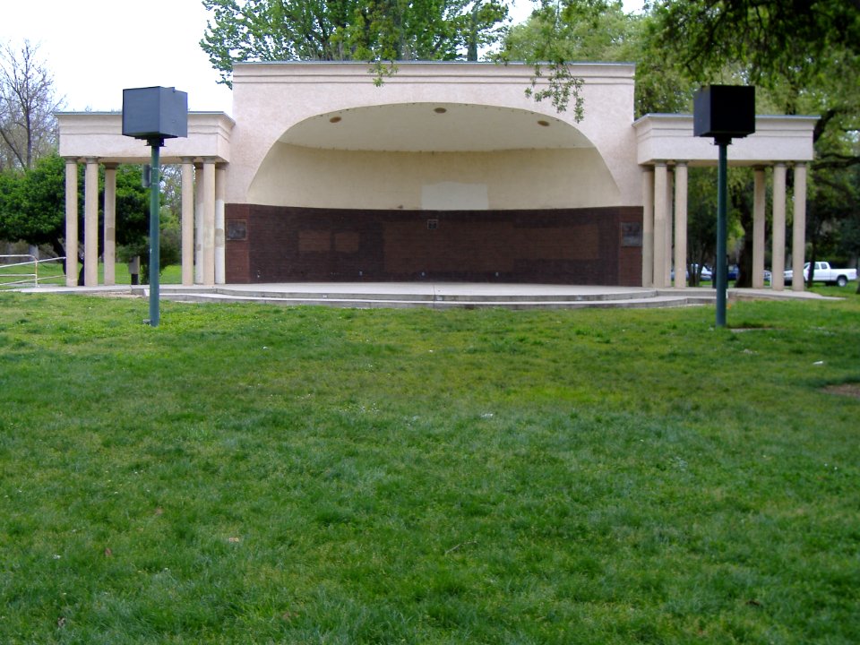 Open-air theater, Applegate Park - Merced, California