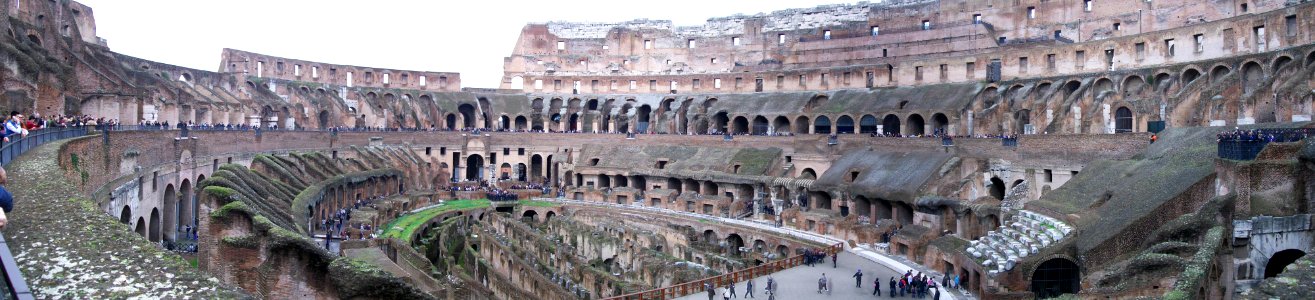 Panorama Interno Colosseo - By Val