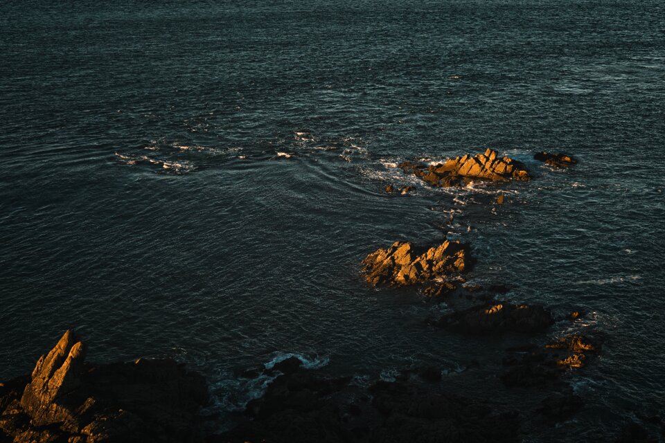 Waves nature rock