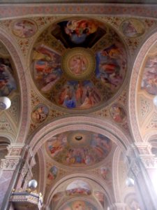 Pfarrkirche Silz Kuppeln im Mittelschiff