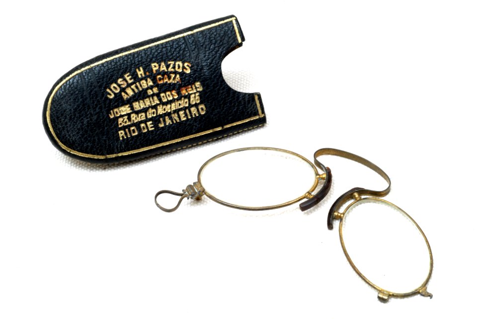 Pince-Nez. Século 19
