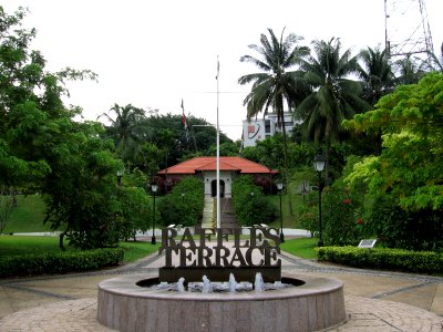 Raffles Terrace, Fort Canning Hill, Nov 05