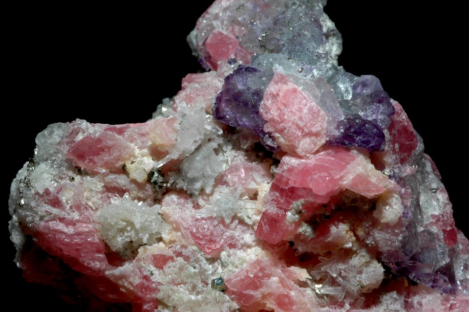 Rhodocrosite, fluorine, quartz (Chine)