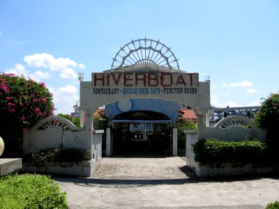 Riverboat 2, Sentosa, Aug 06