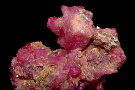 Rubis rose (Vietnam)