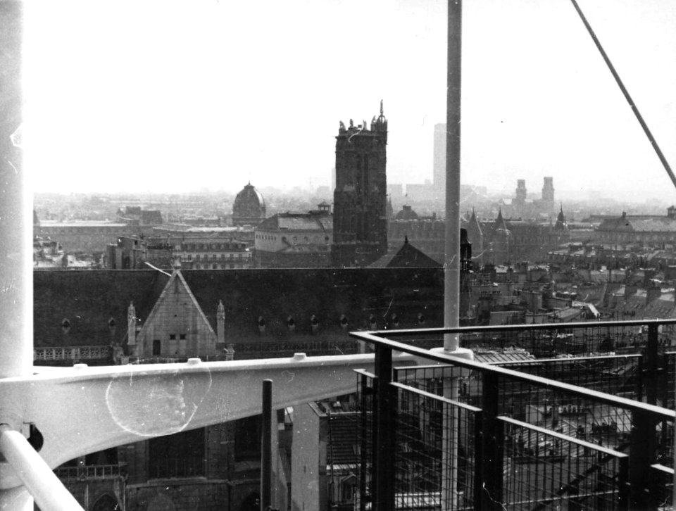Saint-Jacques Tower from the Centre Georges-Pompidou, Paris 1981 002