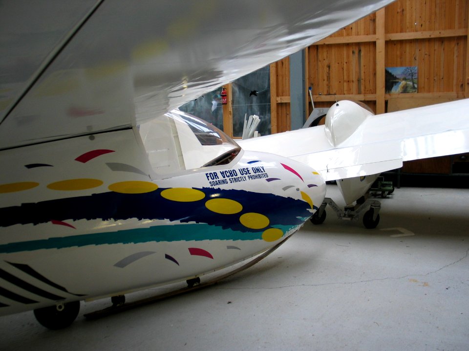 Segelflugzeug nurfluegler de blaubeuren 20110904