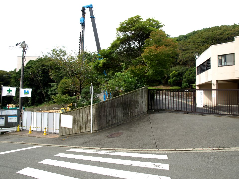 Shonan-Shirayuri Gakuen